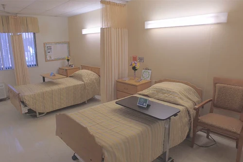 Image of Bay Pointe Nursing Pavilion (2)