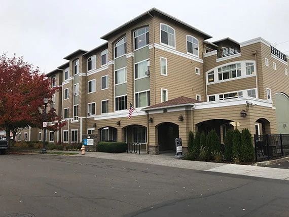 Avamere at Chestnut Lane senior living community offering assisted living and respite care in Gresham, OR, front exterior